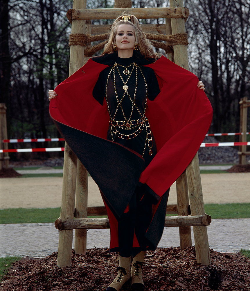 Editorial 1993.