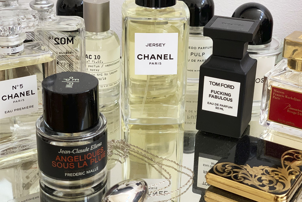 Perfumes to Wear When It Is Hot – Fragrance Outlet